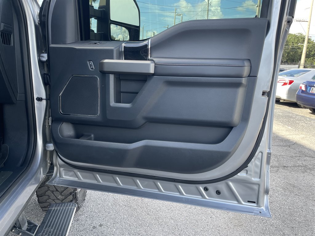 Used 2022 Ford F250 Platinum AWD/4WD image 44