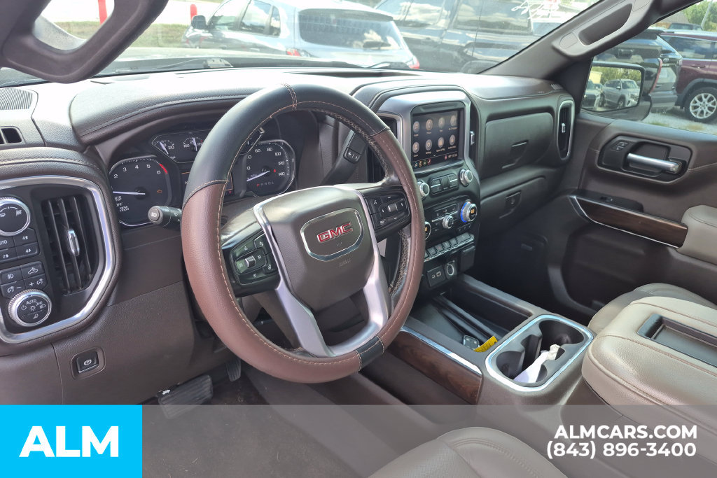 Used 2019 GMC Sierra 1500 SLT w/ SLT Premium Plus Package AWD/4WD image 8