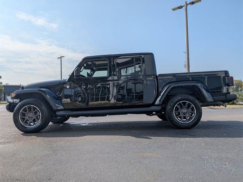 Used 2021 Jeep Gladiator Overland w/ Popular Equipment Package image 7