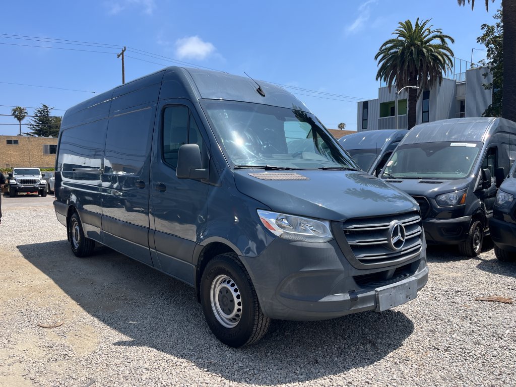 Used 2019 Mercedes-Benz Sprinter 170 image 3