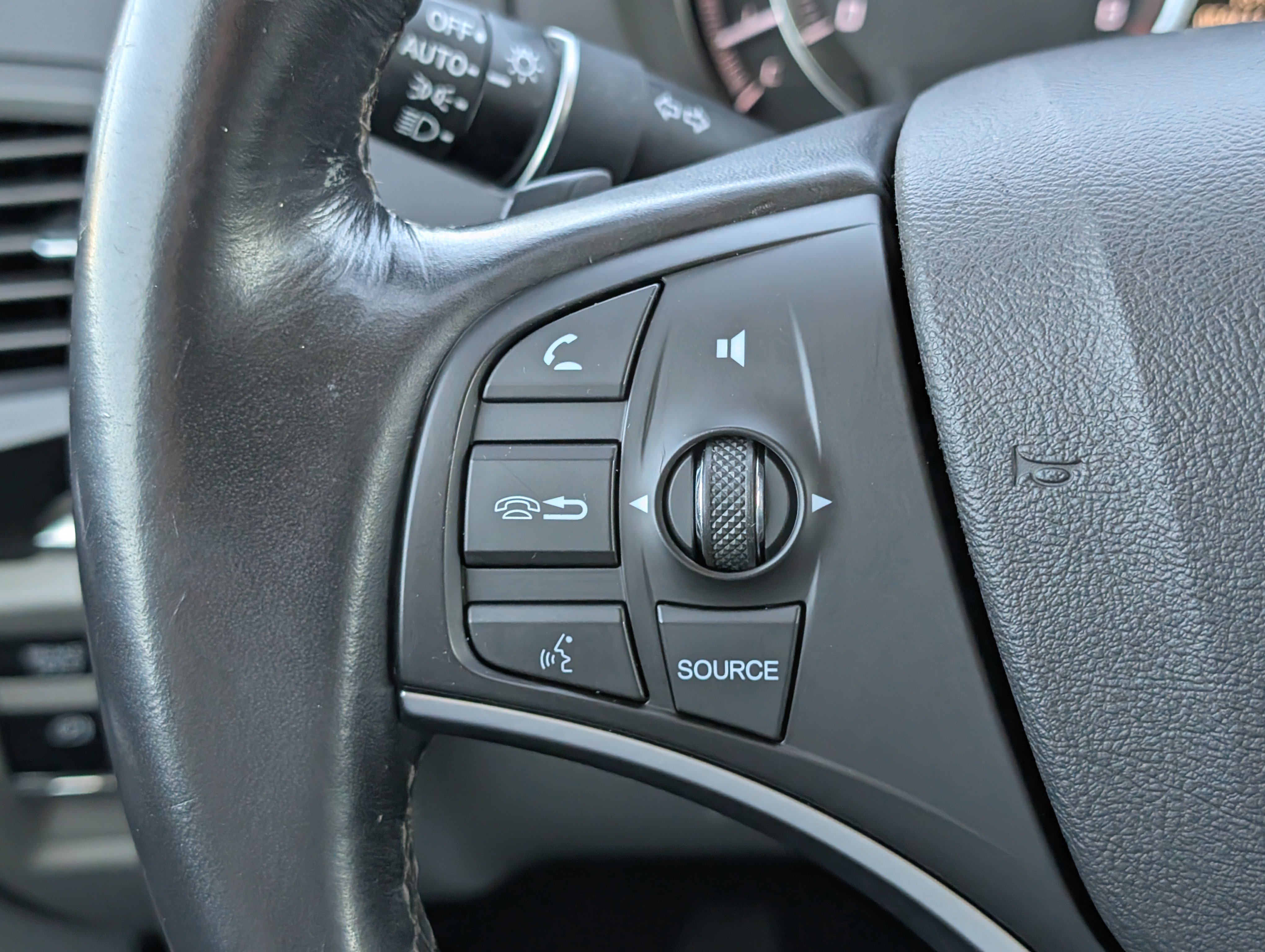 Certified 2019 Acura MDX FWD image 16