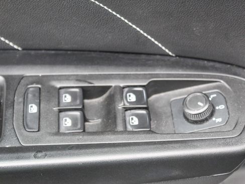 Used 2020 Volkswagen Atlas Cross Sport SEL image 20