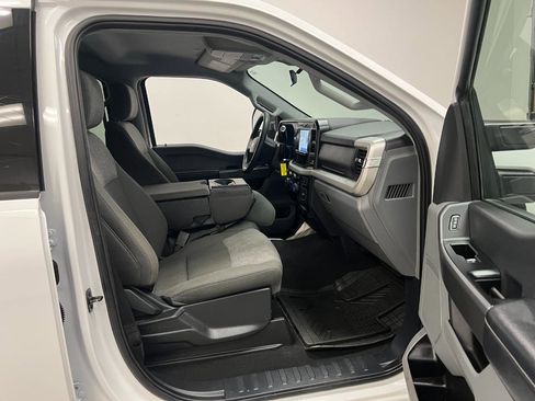Used 2025 Ford F250 XLT image 29