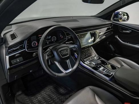 Used 2021 Audi Q8 Premium Plus w/ Premium Plus Package AWD/4WD image 4
