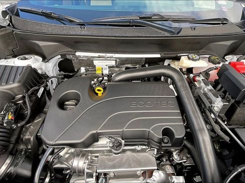 New 2026 Chevrolet Equinox ACTIV image 12