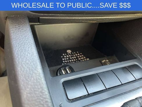Used 2013 Volkswagen Jetta SE FWD image 29