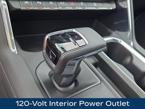 Used 2025 GMC Sierra 1500 Denali AWD/4WD image 12