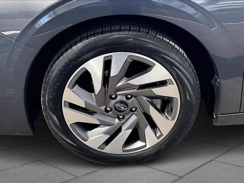 Used 2023 Subaru Legacy Limited image 11