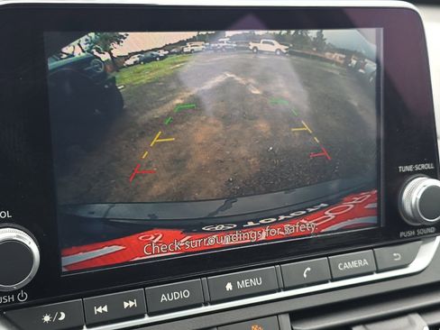 Used 2023 Nissan Altima 2.5 SV image 15