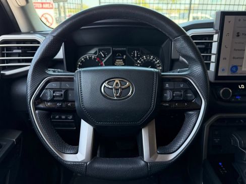 Used 2022 Toyota Tundra Limited AWD/4WD image 11