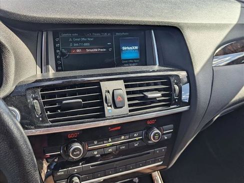 Used 2017 BMW X3 xDrive28i image 6