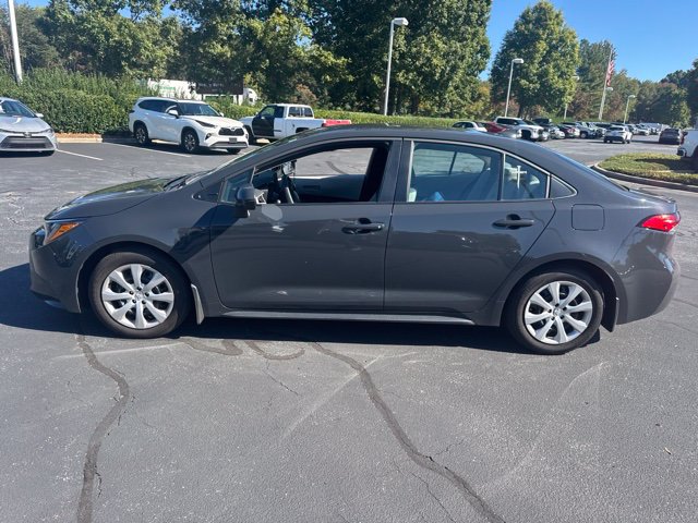 Used 2026 Toyota Corolla LE FWD image 7