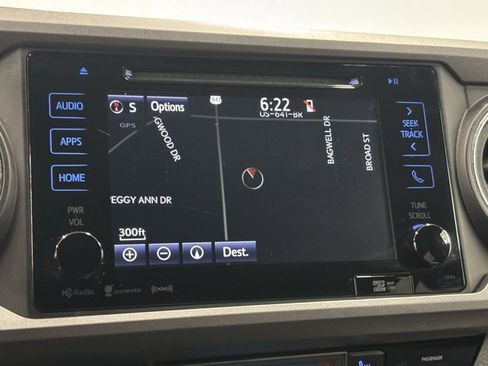 Used 2017 Toyota Tacoma TRD Off-Road w/ Premium & Technology Package image 24