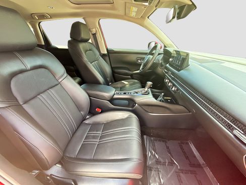 Certified 2024 Honda HR-V EX-L image 30