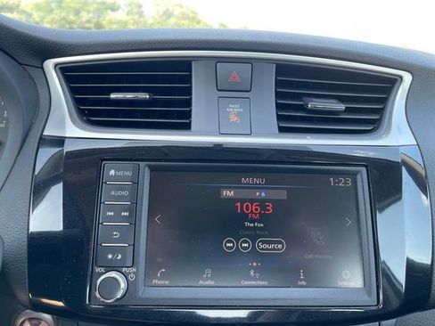 Used 2019 Nissan Sentra SV FWD image 22