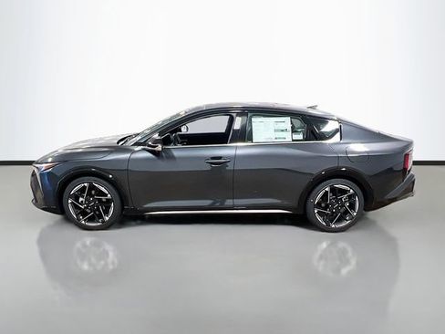 New 2025 Kia K4 GT-Line image 4