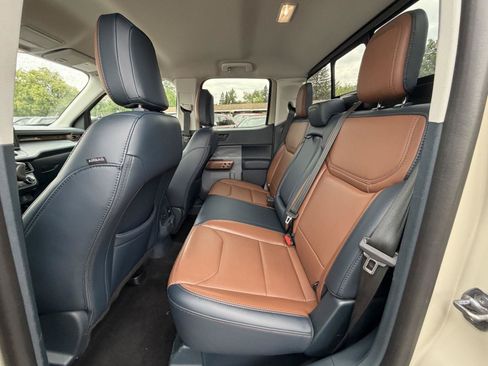 Used 2024 Ford Maverick Lariat FWD image 21