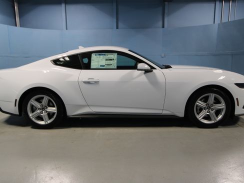 New 2026 Ford Mustang Coupe image 30