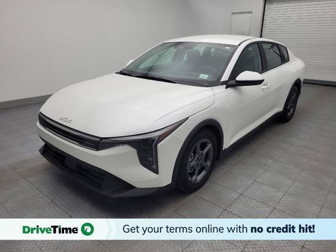 Used 2025 Kia K4 FWD image 1