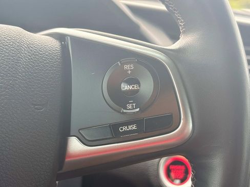 Used 2017 Honda Civic EX-L image 16