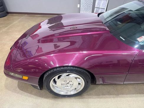 Used 1995 Chevrolet Corvette Coupe RWD image 99