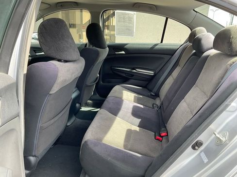 Used 2010 Honda Accord LX-P image 18