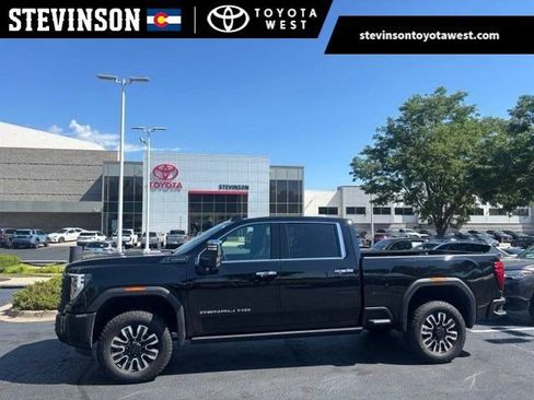 Used 2025 GMC Sierra 2500 Denali Ultimate w/ Max Trailering Package AWD/4WD image 1