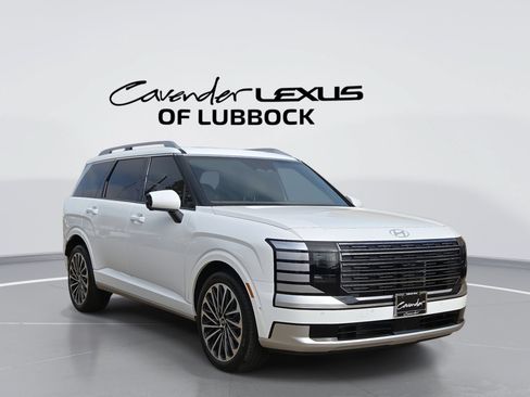 Used 2026 Hyundai Palisade Calligraphy FWD image 1