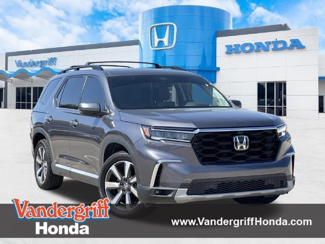 Used 2025 Honda Pilot Elite image 1