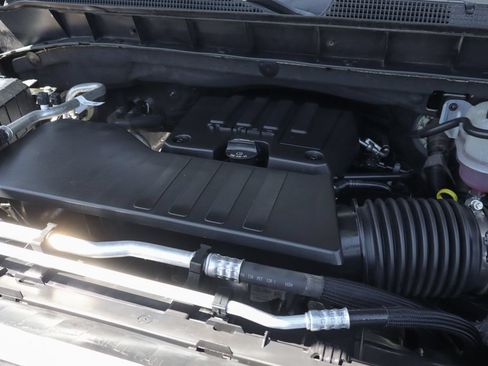 Used 2024 Chevrolet Silverado 1500 Custom w/ LPO, Dark Essentials Package AWD/4WD image 15