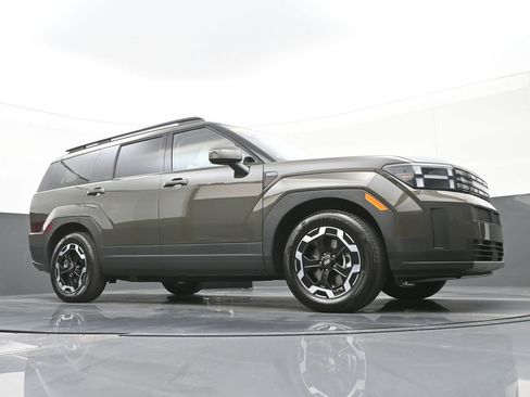 Used 2026 Hyundai Santa Fe SEL FWD image 41