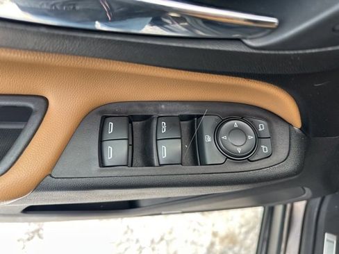 Used 2020 Chevrolet Equinox Premier image 14