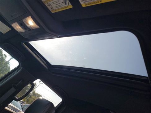 Used 2023 Nissan Frontier PRO-4X w/ Pro-4X Premium Package image 6