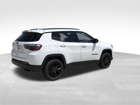 New 2026 Jeep Compass Latitude AWD/4WD image 5
