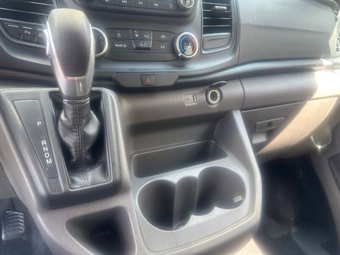 Used 2021 Ford Transit 350 XLT image 30