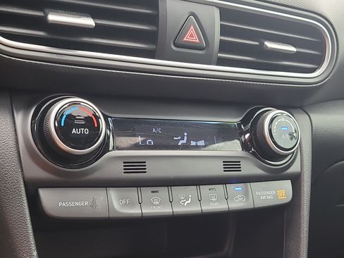 Used 2021 Hyundai Kona Ultimate FWD image 25