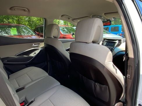 Used 2018 Hyundai Santa Fe Sport w/ 2.4L Value Package 02 FWD image 37