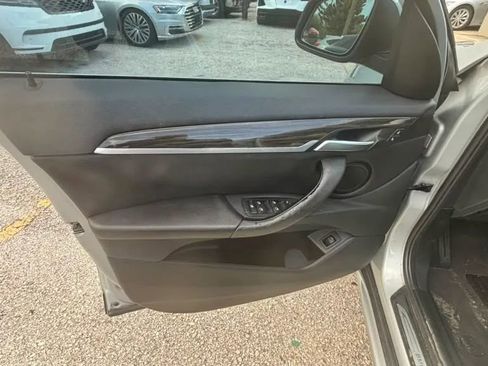 Used 2018 BMW X1 sDrive28i w/ Convenience Package FWD image 11