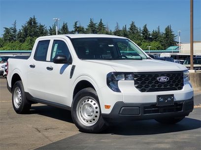 New 2025 Ford Maverick XL w/ Equipment Group 102A