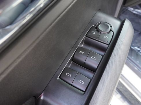New 2026 GMC Canyon Elevation w/ Convenience Package RWD image 16
