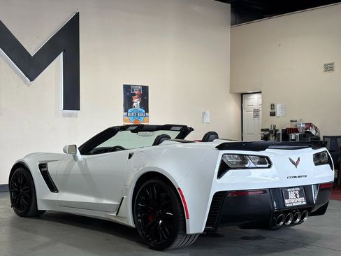 Used 2016 Chevrolet Corvette Z06 w/ 2LZ Preferred Equipment Group image 13