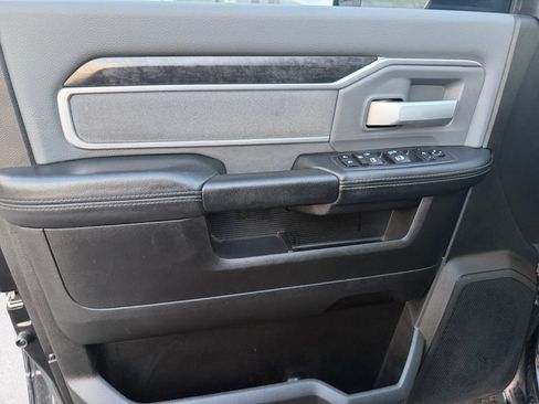 Used 2019 RAM 2500 Big Horn AWD/4WD image 17
