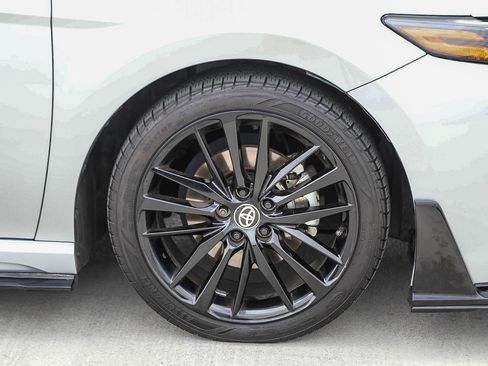 Used 2024 Toyota Camry XSE FWD image 10