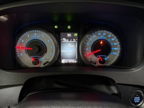 Used 2018 Toyota Sienna SE FWD image 19