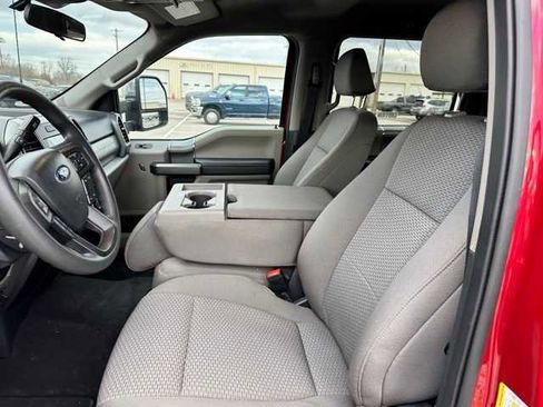 Used 2022 Ford F250 XLT w/ XLT Premium Package image 3