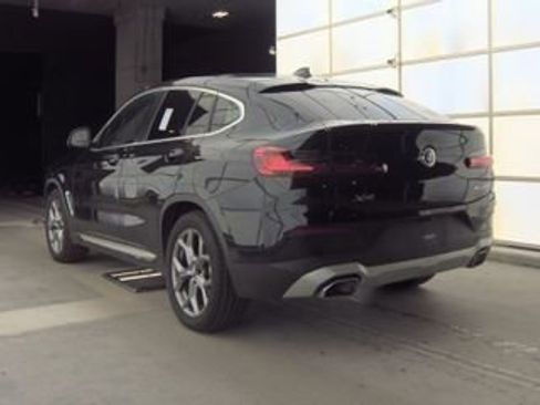 Used 2024 BMW X4 xDrive30i image 8