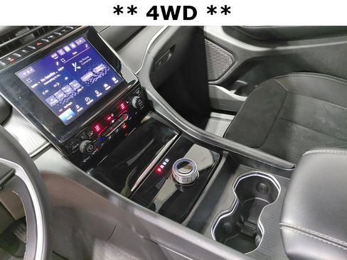 Used 2024 Jeep Grand Cherokee L Altitude image 4