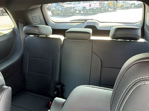 New 2026 Chevrolet Traverse LT w/ Driver Confidence Package image 18