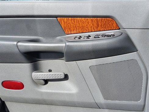 Used 2006 Dodge Ram 2500 Truck SLT w/ Quad Cab Big Horn Value Group image 10