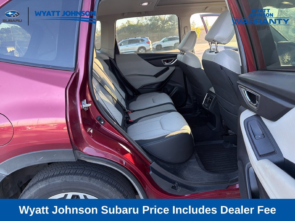 Used 2024 Subaru Forester Premium AWD/4WD image 36
